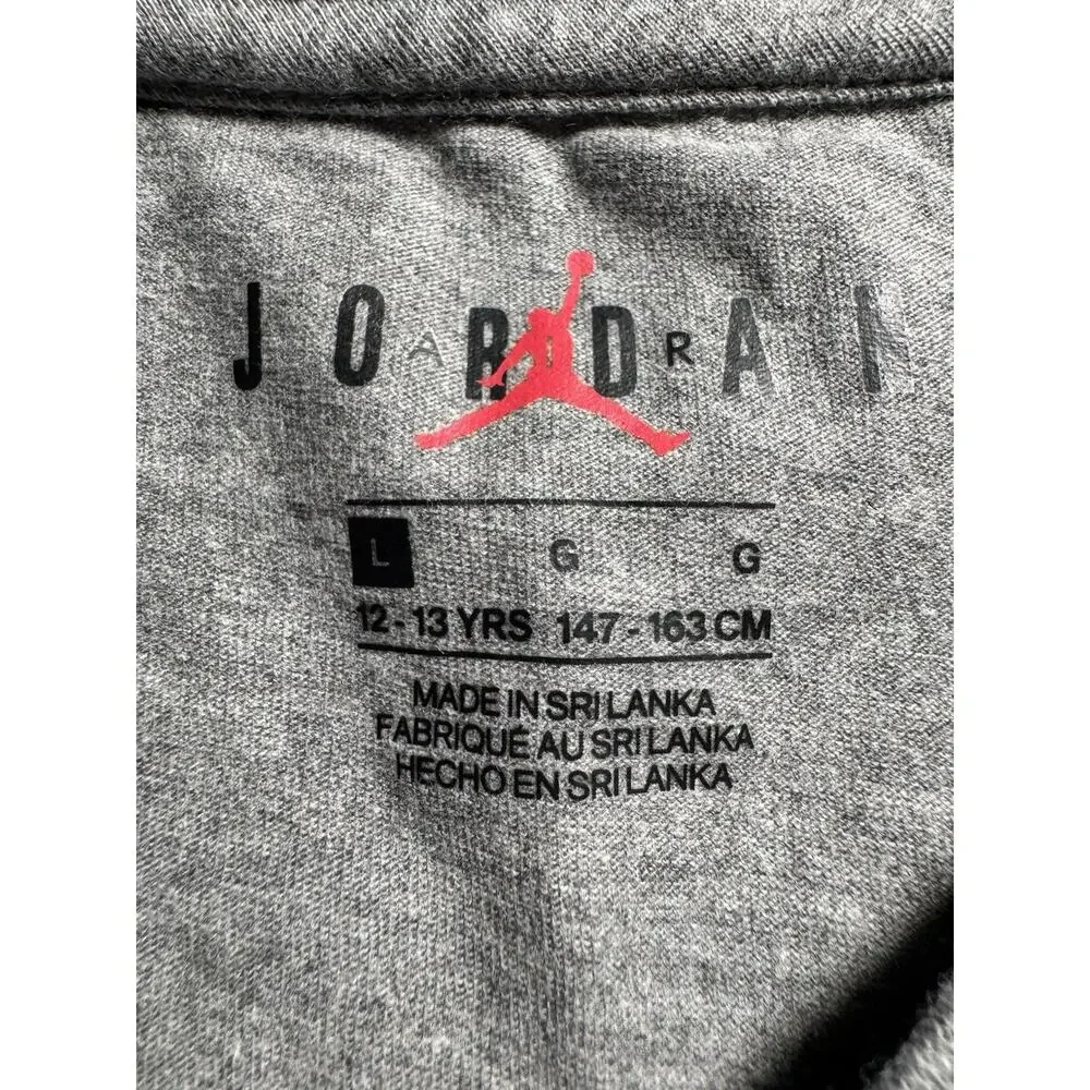 Jordan Boys Large 12-13 Gray Flight Jumpman Graphic T-Shirt NWT